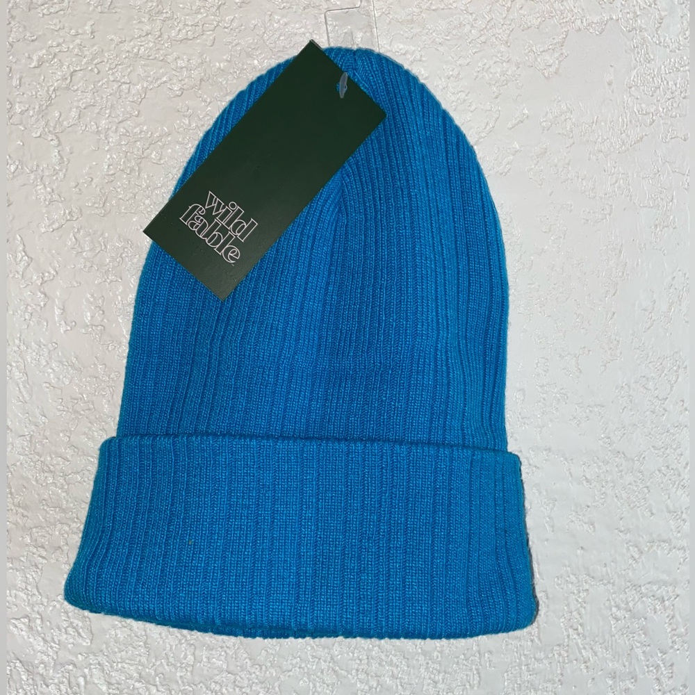 Wild fable beanie, one size,  blue and black.